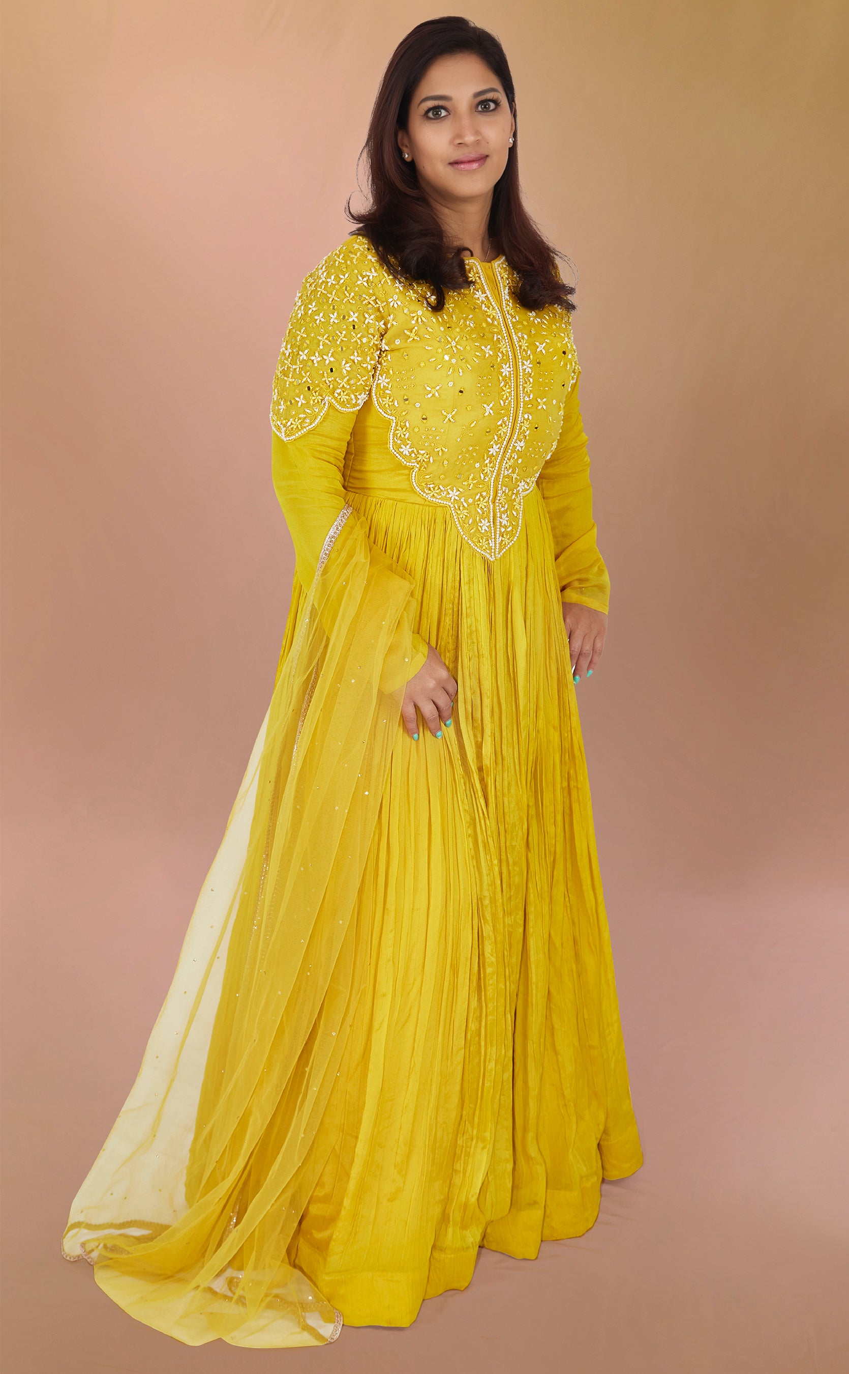Dandelion L - Rent Indo Western Outfits with Zari Embroidery & Dupatta - Indian Outfit Rental Dandelion L - Rent Indo Western Outfits with Zari Embroidery & Dupatta - Indian Outfit Rental