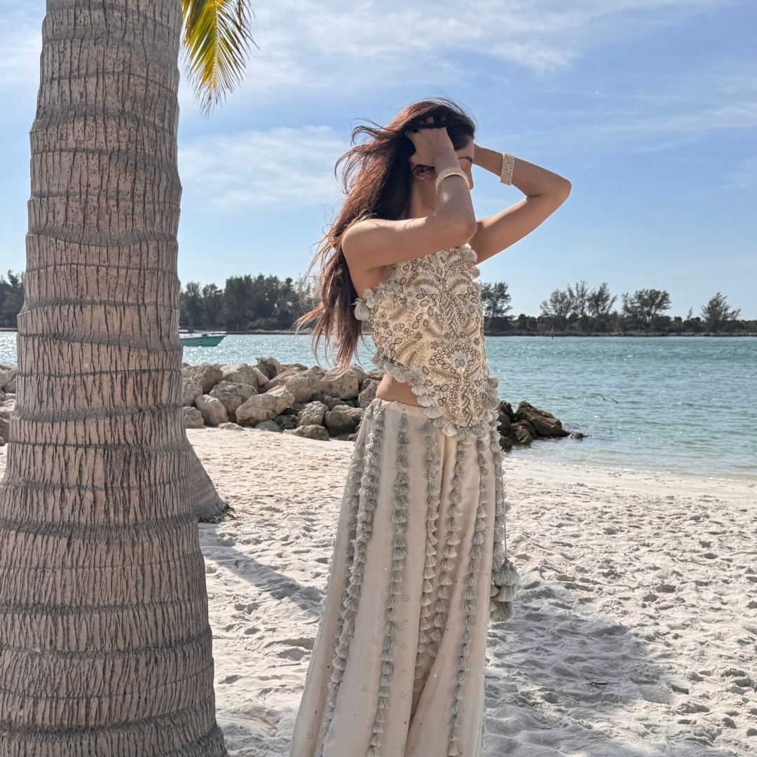 Shararas: Graceful Ensembles Adding Elegance to the Celebrations