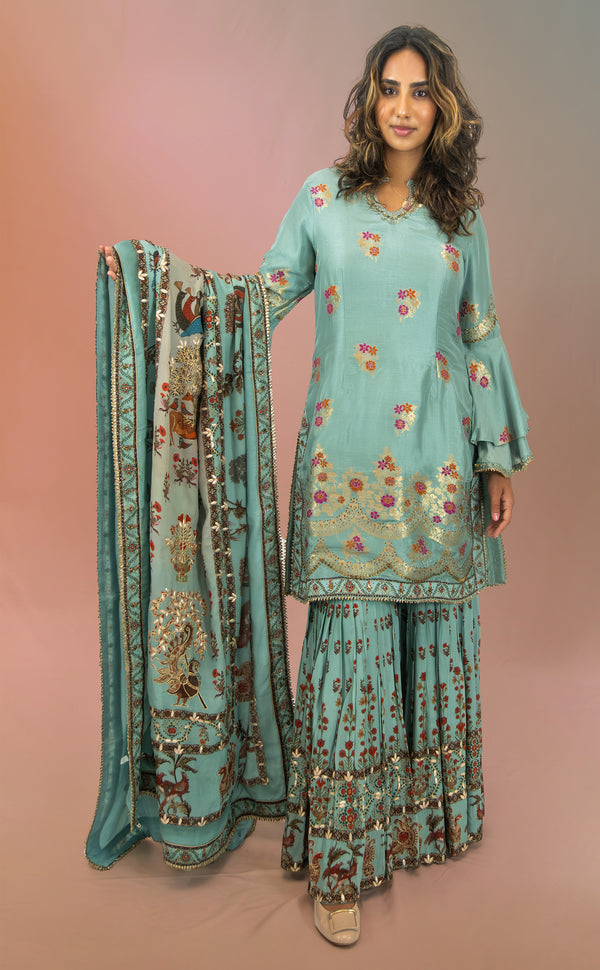 Aantra | Marigold - An Indian Clothing Rental Company