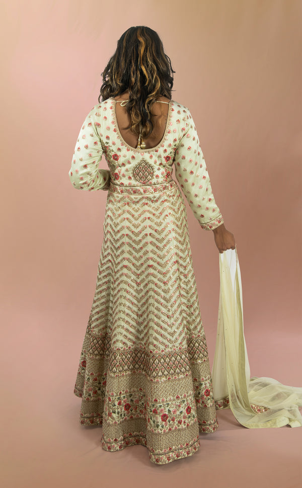 Akeera | Marigold - An Indian Clothing Rental Company