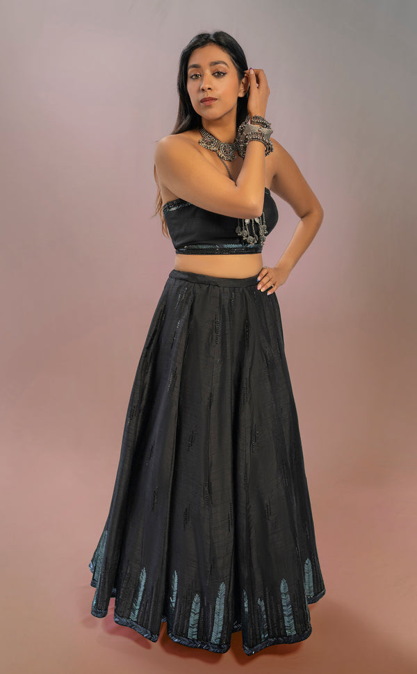 Black Beauty | Marigold - An Indian Clothing Rental Company