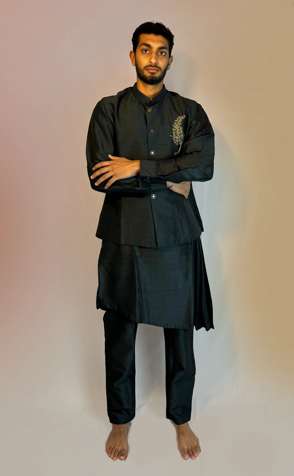 Black Indowestern Kurta Set With Vest | Marigold - An Indian Clothing Rental Company