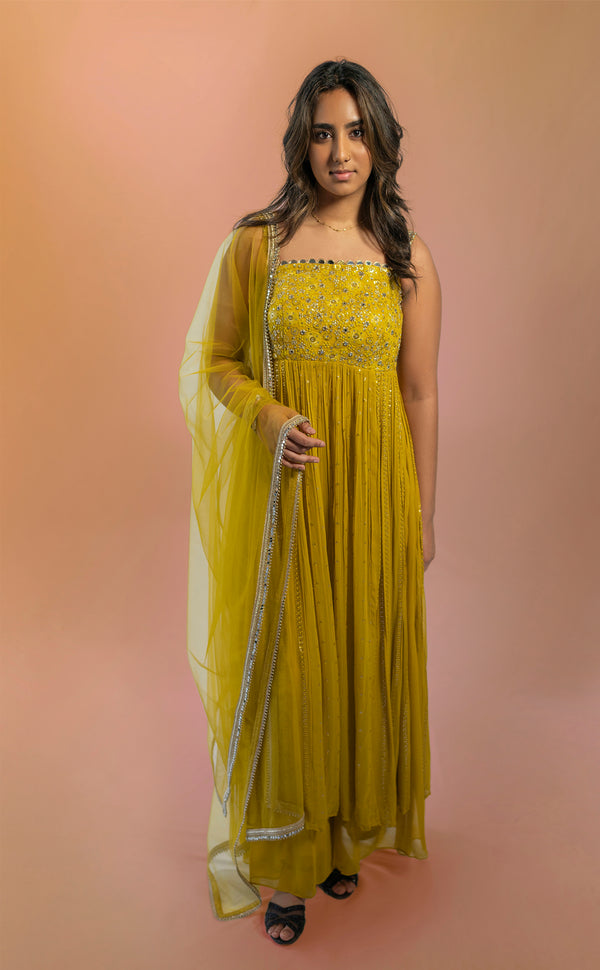 Daffodil | Marigold - An Indian Clothing Rental Company