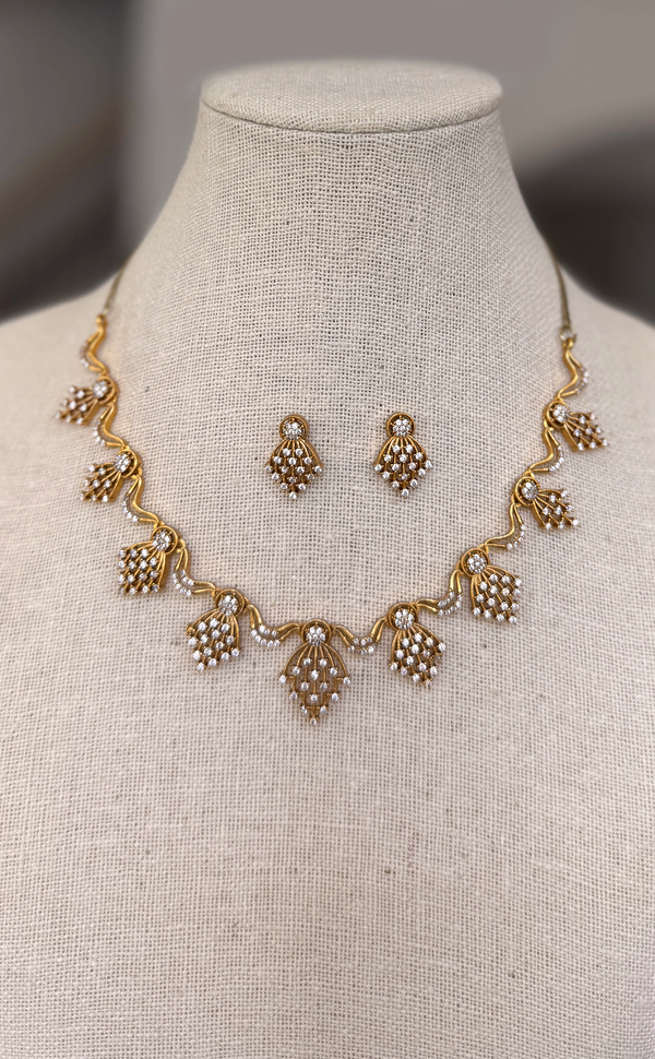 Delicate Necklace Set 3