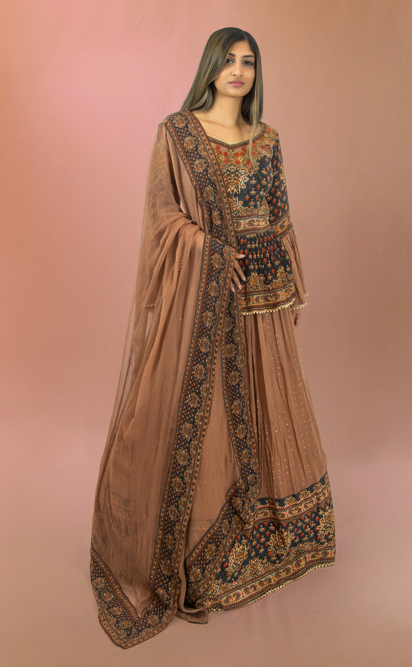 Hoor | Marigold - An Indian Clothing Rental Company