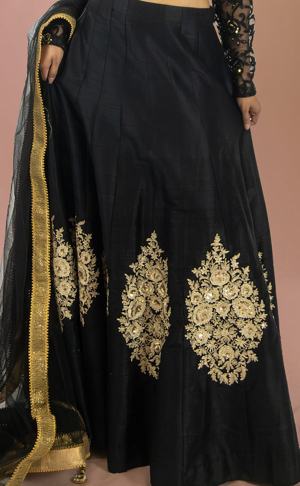 Nasha | Marigold - An Indian Clothing Rental Company