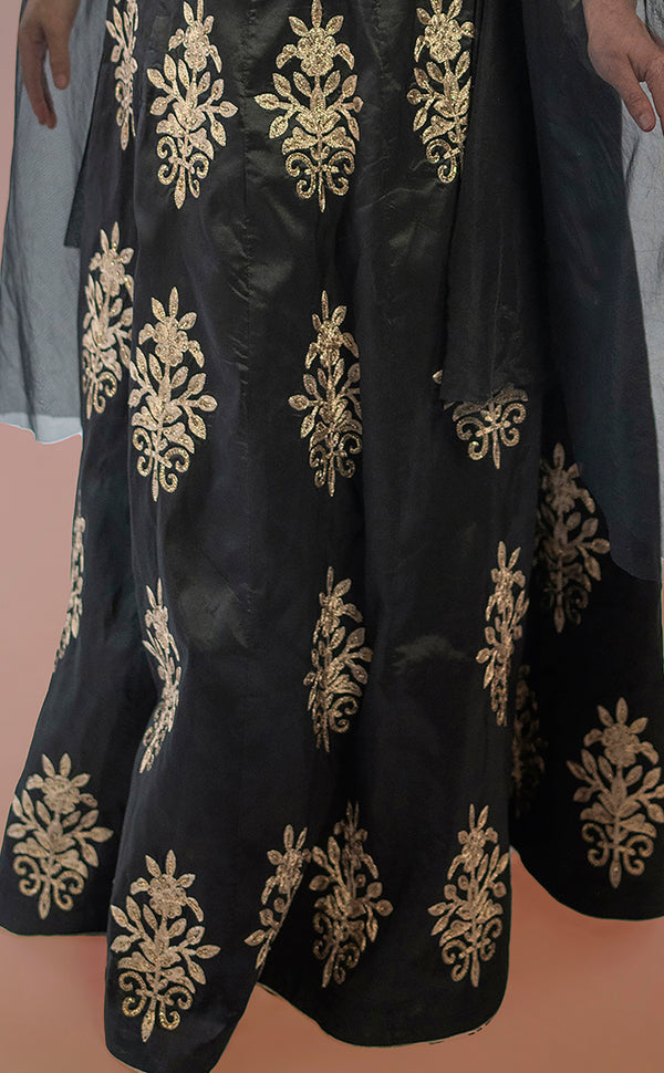 Obsidian | Marigold - An Indian Clothing Rental Company
