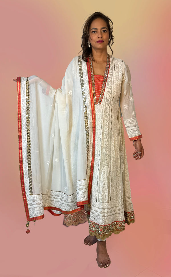 Parijat | Marigold - An Indian Clothing Rental Company