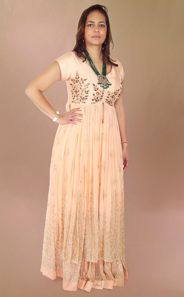 Pathaka | Marigold - An Indian Clothing Rental Company