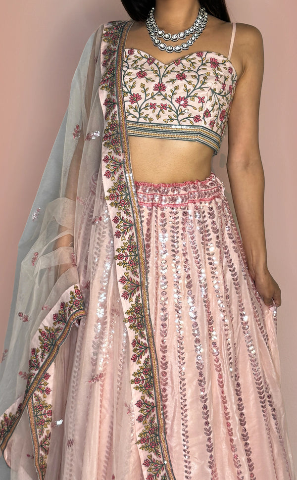 Aariyana | Marigold - An Indian Clothing Rental Company